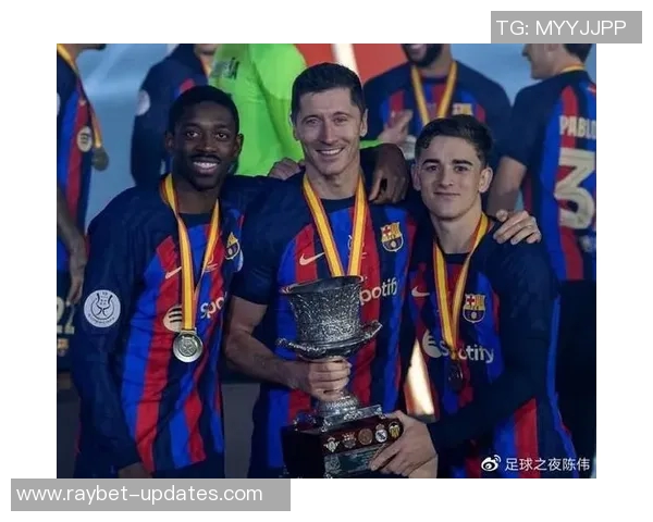 国王杯激战巴萨与利物浦平局乌龙球成比赛转折点战术解析